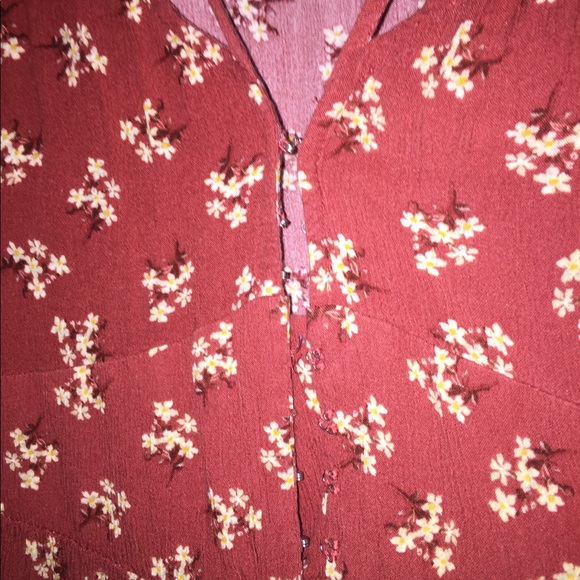 Charming dress for a casual night out 🥂 - Picture 2 of 5